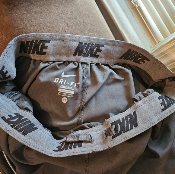 Nike Men's Dri-Fit Pants, 2 pairs - Picture 14 of 16